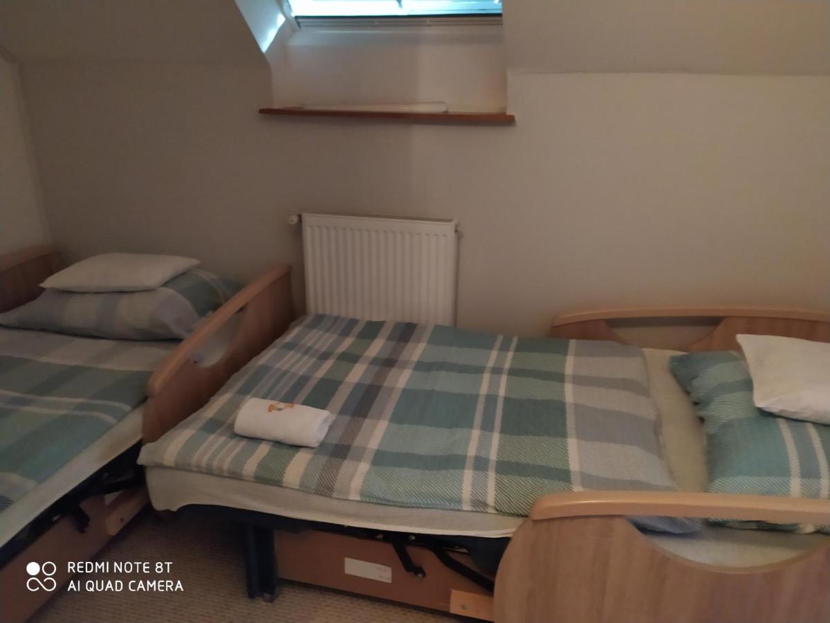 Janosi Vendeghaz Hotel Tiszafüred Buitenkant foto
