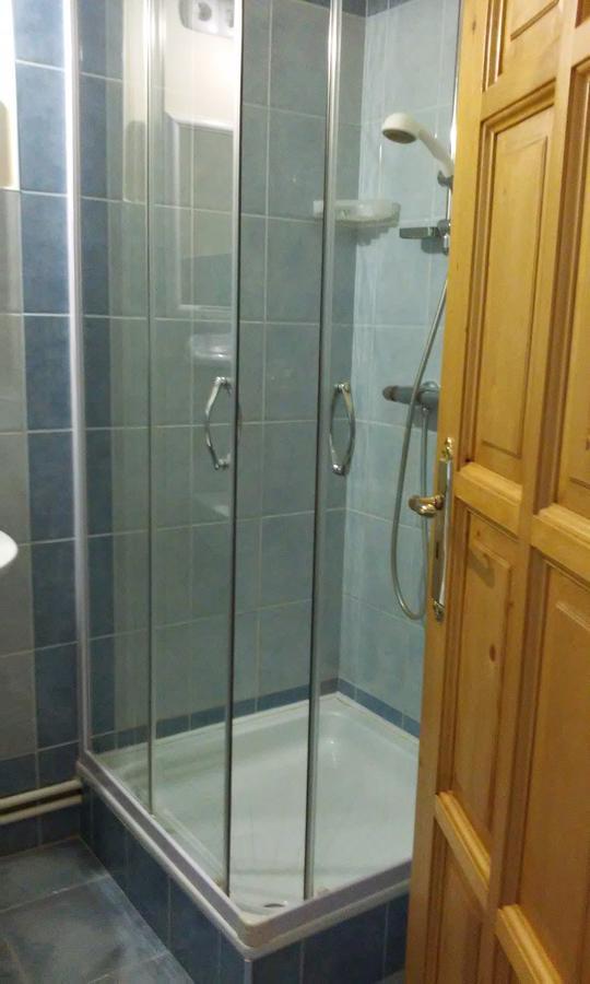 Janosi Vendeghaz Hotel Tiszafüred Buitenkant foto